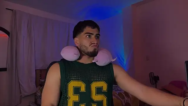 Snapshot of Franco_banderas chatting on March 28, 9:58 pm Franco banderas online show from March 28, 9:58 pm