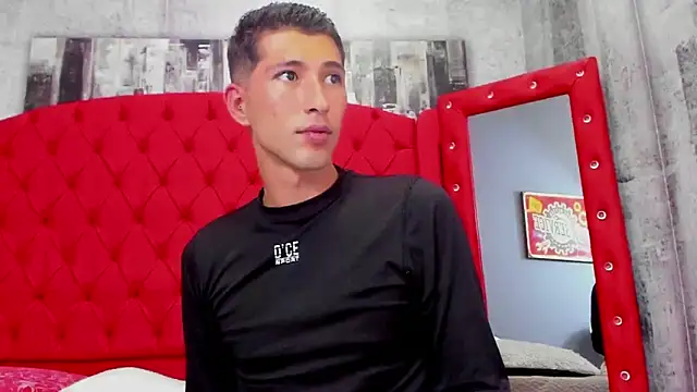 jay Bluee1 online show from December 4, 9:01 pm