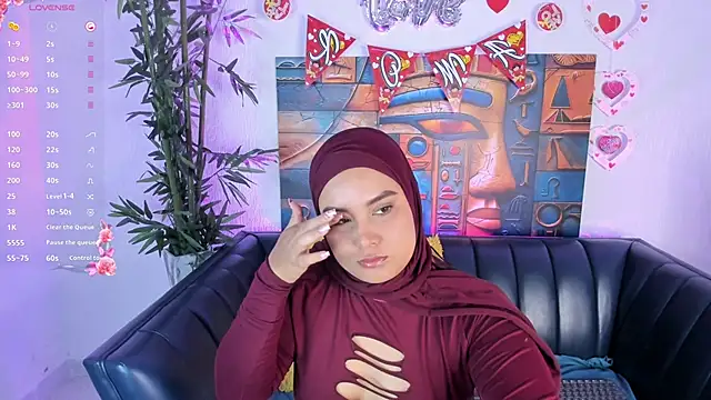 Snapshot of Habi_arabic chatting on April 8, 11:10 am Habi arabic online show from April 8, 11:10 am