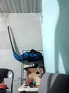 Snapshot of macarywillm chatting on March 24, 6:29 am macarywillm online show from March 24, 6:29 am