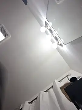 Snapshot of Angelchupapussy chatting on March 13, 7:59 am Angelchupapussy online show from March 13, 7:59 am