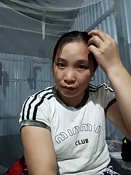 Evelyn-n online show from March 23, 11:58 am