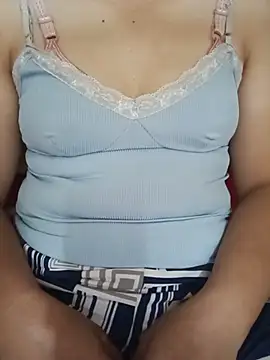 Evelyn-n online show from June 11, 12:58 pm