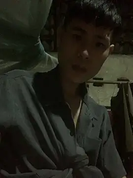 Snapshot of anh-soi123 chatting on March 15, 12:00 pm anh-soi123 online show from March 15, 12:00 pm