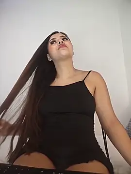 Julia-Blair online show from March 22, 4:54 pm