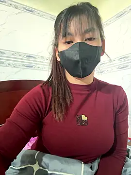 Snapshot of MintShow18 chatting on January 9, 4:59 am MintShow18 online show from January 9, 4:59 am