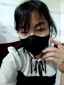 Snapshot of MintShow18 chatting on February 10, 4:38 am MintShow18 online show from February 10, 4:38 am