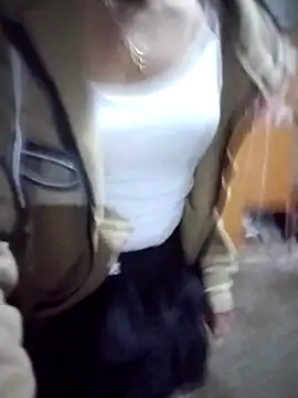 iam-eli online show from February 8, 12:30 pm