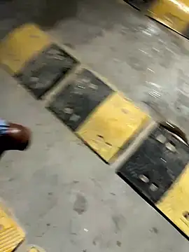 Snapshot of A-ZJunn chatting on January 8, 1:02 pm A-ZJunn online show from January 8, 1:02 pm