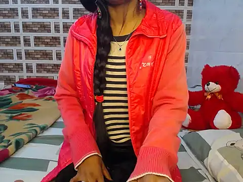 Parimodel19 online show from January 17, 12:43 pm