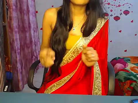 Parimodel19 online show from February 3, 9:58 am