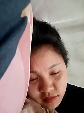 Pretty-haert online show from March 1, 2:19 pm