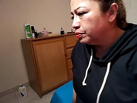 Snapshot of pamela_08 chatting on December 20, 3:13 am pamela 08 online show from December 20, 3:13 am