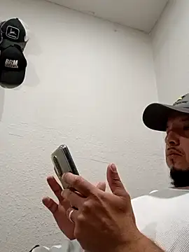 Lalin2323 online show from February 11, 1:21 am