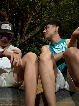 Latin boys79 online show from December 18, 5:24 am