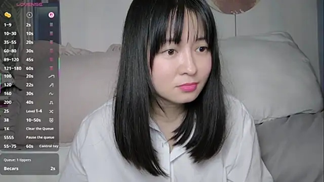 Snapshot of Cheri99 chatting on December 16, 1:54 am Cheri99 online show from December 16, 1:54 am