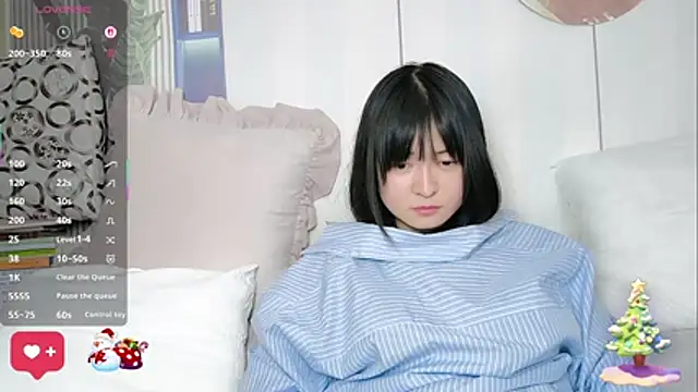 Snapshot of Cheri99 chatting on December 19, 5:14 am Cheri99 online show from December 19, 5:14 am