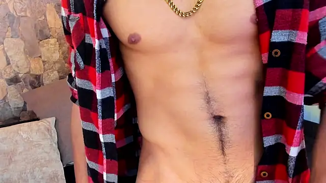 PatrickS25 online show from January 7, 4:04 am