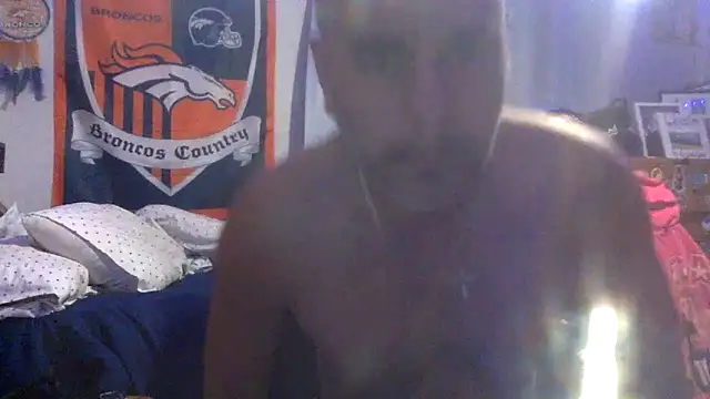 Snapshot of ValuedConcept687 chatting on February 2, 3:49 am ValuedConcept687 online show from February 2, 3:49 am