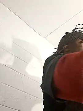 Snapshot of Cbelite1 chatting on February 7, 8:18 am Cbelite1 online show from February 7, 8:18 am