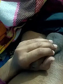 Snapshot of Lovely-boy-ash chatting on February 9, 5:50 pm Lovely-boy-ash online show from February 9, 5:50 pm