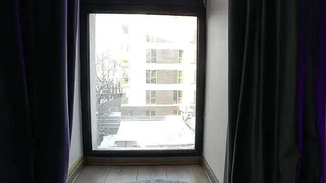 RavenFoxxy online show from January 9, 7:22 am