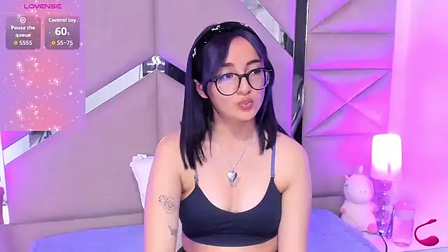 Dreammy Kitty online show from July 1, 3:08 am