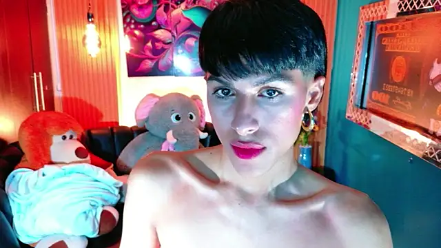 StormLuxX online show from May 3, 2:56 pm
