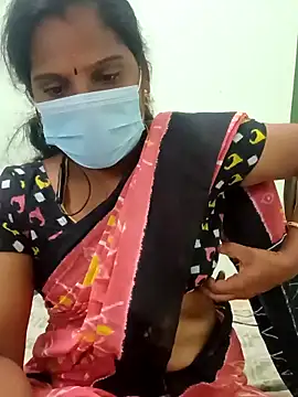 Tamil Pallavi online show from December 13, 9:20 pm