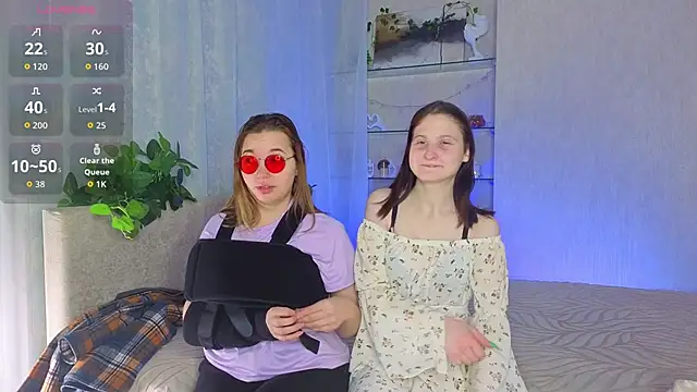 DorlaKavadias online show from December 16, 4:17 am