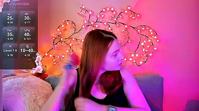 Snapshot of Ungoliant_Kiss chatting on January 16, 1:37 pm Ungoliant Kiss online show from January 16, 1:37 pm