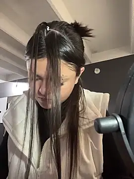 Snapshot of Camila_Duarte2 chatting on February 18, 1:29 pm Camila Duarte2 online show from February 18, 1:29 pm