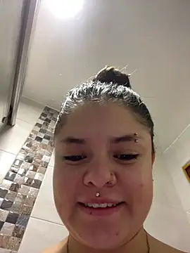 Snapshot of Camila_Duarte2 chatting on March 9, 1:26 pm Camila Duarte2 online show from March 9, 1:26 pm