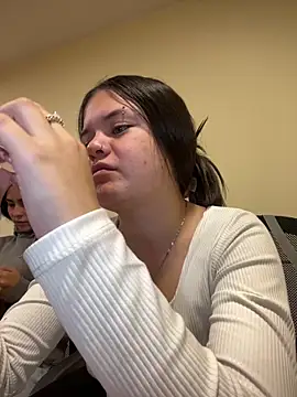 Snapshot of Camila_Duarte2 chatting on March 25, 1:50 pm Camila Duarte2 online show from March 25, 1:50 pm