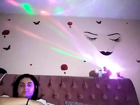 gini92 online show from December 3, 7:23 pm