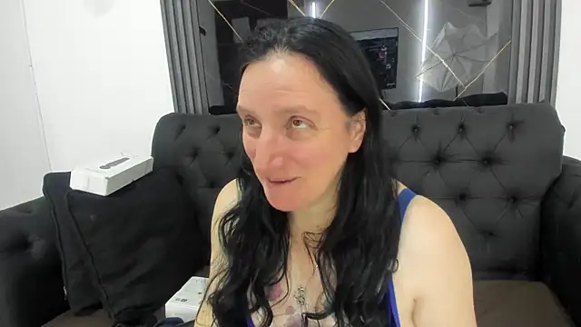 Andre cloefoxx  online show from December 15, 4:39 am