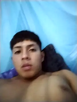 Manuelp0203 online show from January 8, 11:40 pm