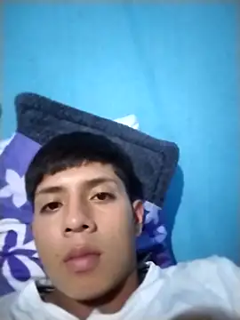 Manuelp0203 online show from January 14, 3:12 am