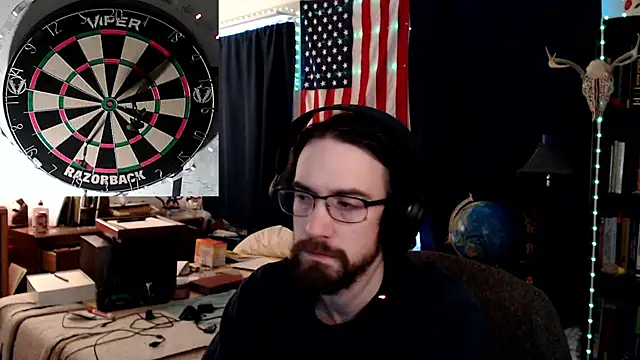 Snapshot of lothrop_ chatting on February 10, 1:04 pm lothrop online show from February 10, 1:04 pm