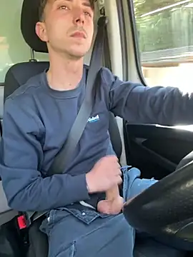 Snapshot of Davide9910x chatting on March 20, 12:21 pm Davide9910x online show from March 20, 12:21 pm