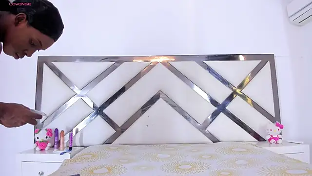 Jailinashley online show from April 10, 2:22 pm