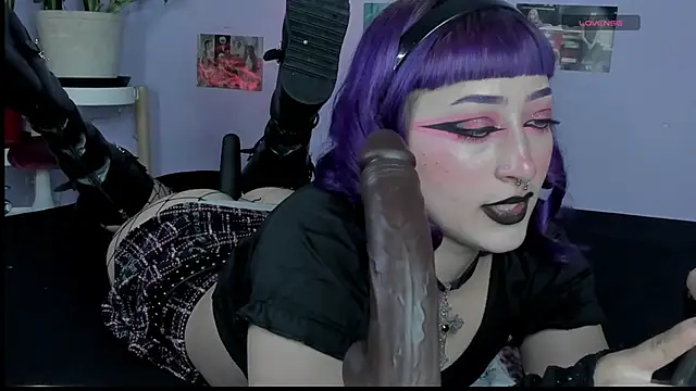 Snapshot of blueberry______ chatting on June 30, 4:13 am blueberry online show from June 30, 4:13 am