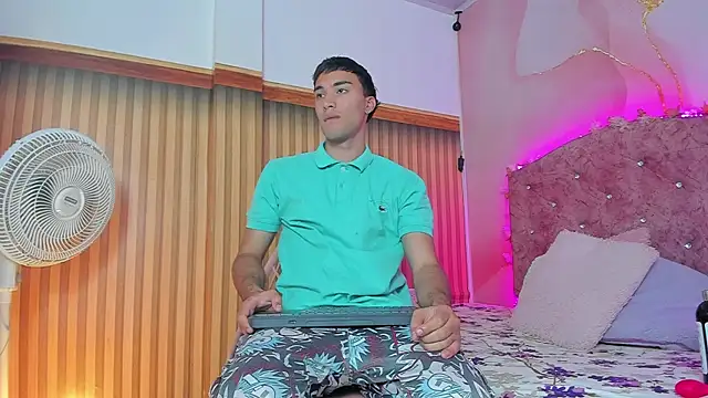 jack  baby  online show from December 16, 3:00 am