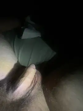 Snapshot of moneymaker50 chatting on January 11, 6:40 am moneymaker50 online show from January 11, 6:40 am