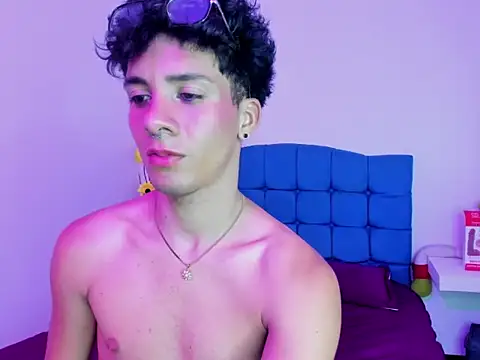 BlakeNoir  online show from March 2, 7:15 am