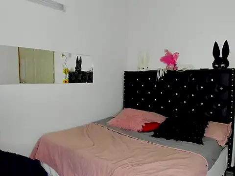 BlakeNoir  online show from March 21, 8:19 am