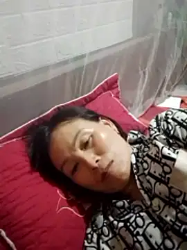 Lili-123k online show from March 2, 5:52 am