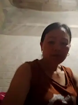 Lili-123k online show from May 6, 3:57 am