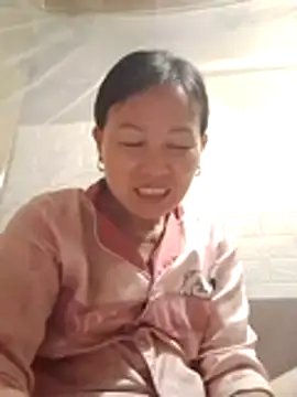Lili-123k online show from May 15, 1:29 pm