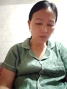 Lili-123k online show from May 17, 5:05 am